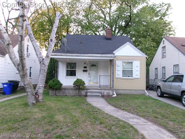 $134,900 | 7507 West Parkway Street, Redford, MI 48239