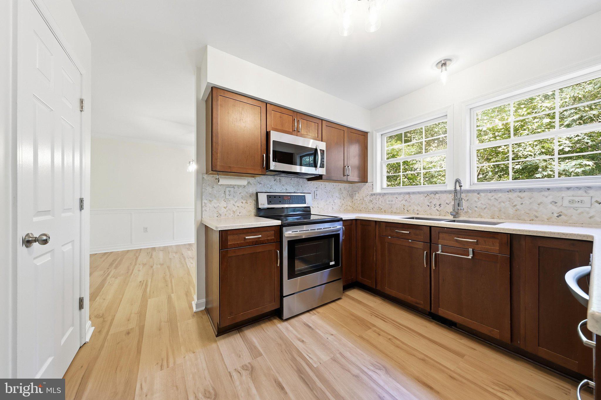 6728 Oakridge Road New Market, MD 21774 - Photo 12 of 75 Kitchen