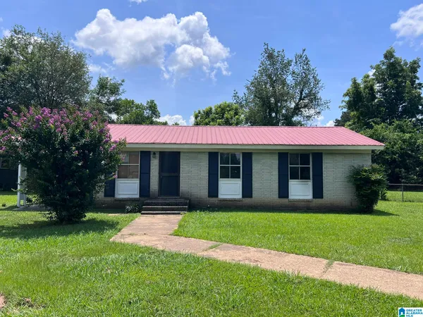 $59,900 | 107 Woodland Drive, Talladega, AL 35160