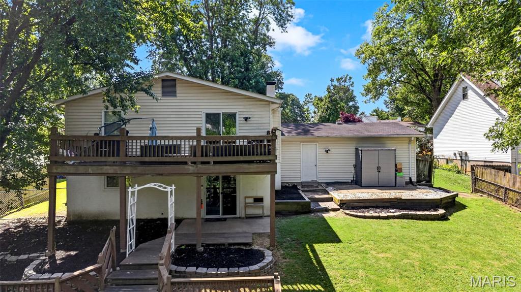 18 Roland Lane St. Peters, MO 63376 - Photo 37 of 38