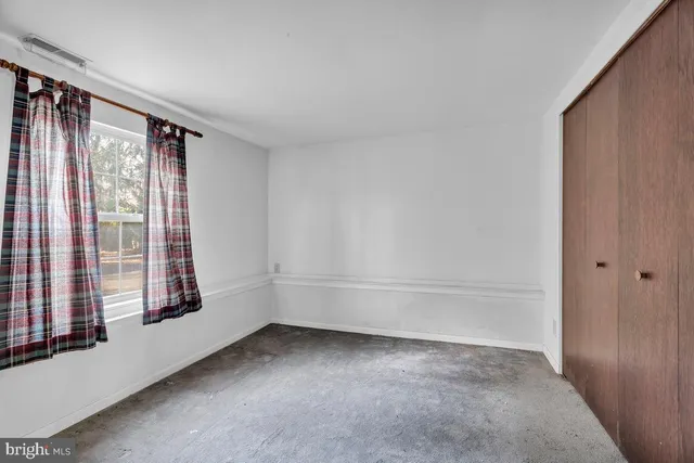 $375,000 | 363 East Upland Avenue, Absecon, NJ 08205