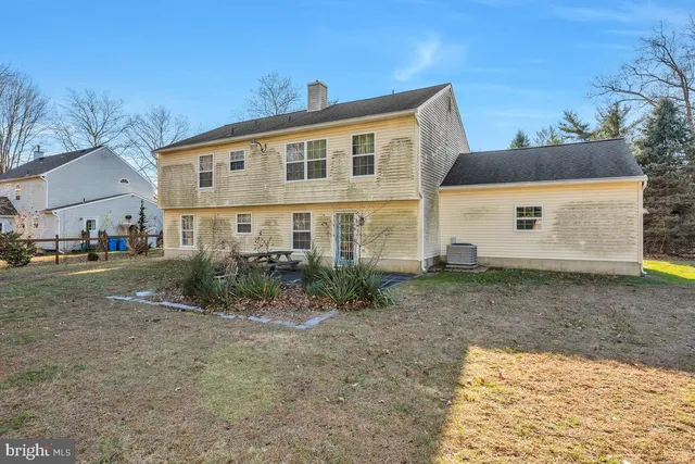 $375,000 | 363 East Upland Avenue, Absecon, NJ 08205