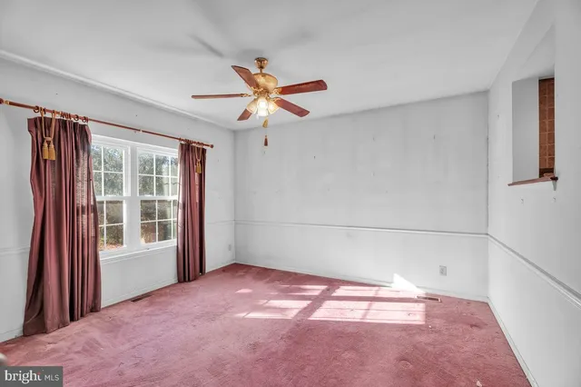 $375,000 | 363 East Upland Avenue, Absecon, NJ 08205