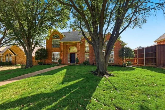 $825,000 | 5904 Sandhills Circle, Plano, TX 75093