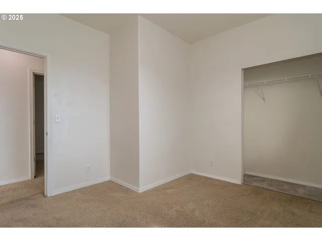 $324,990 | 115 Southeast Silverado Court, Roseburg, OR 97471