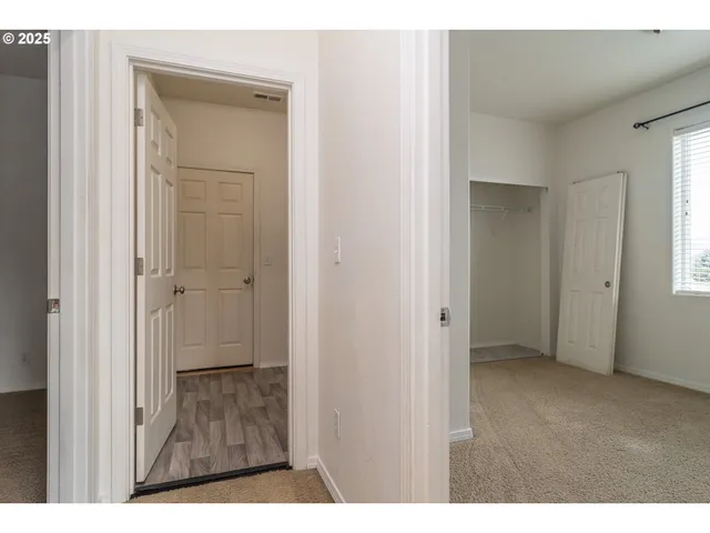 $324,990 | 115 Southeast Silverado Court, Roseburg, OR 97471