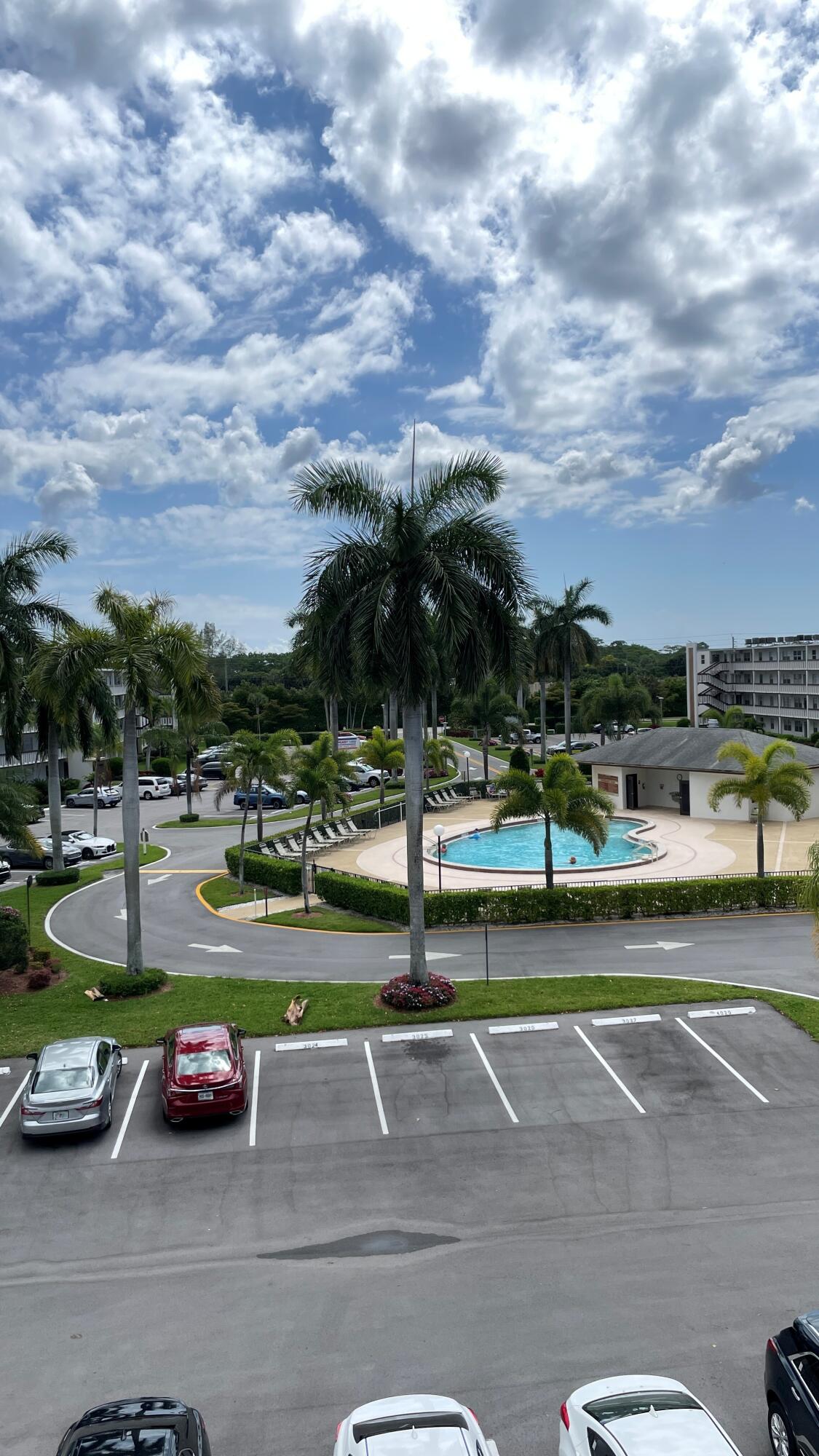 4022 Hythe B Boca Raton, FL 33434 - Photo 2 of 47 Hythe Pool