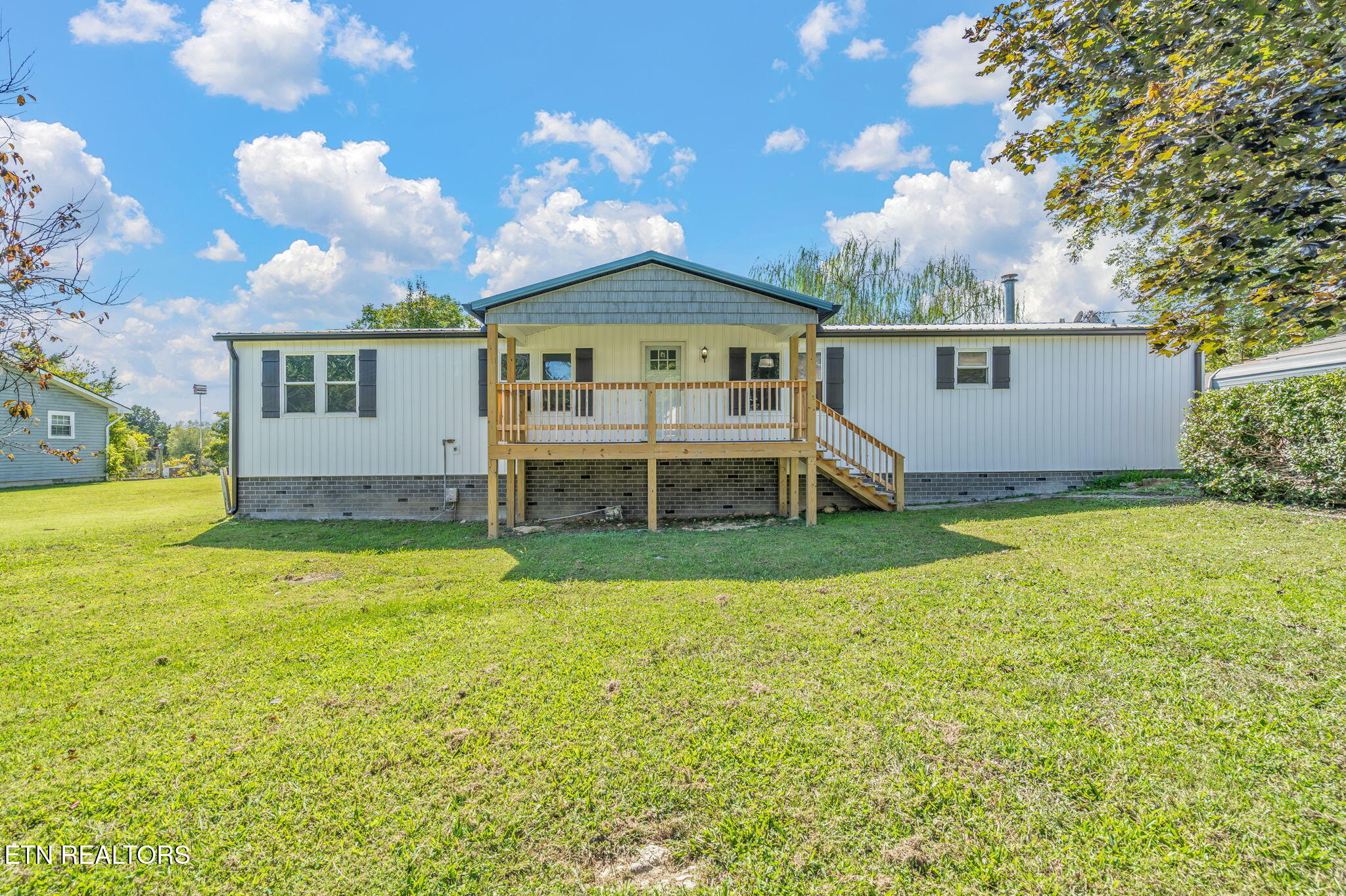 1-web-or-mls-180 McCarty Road-2
