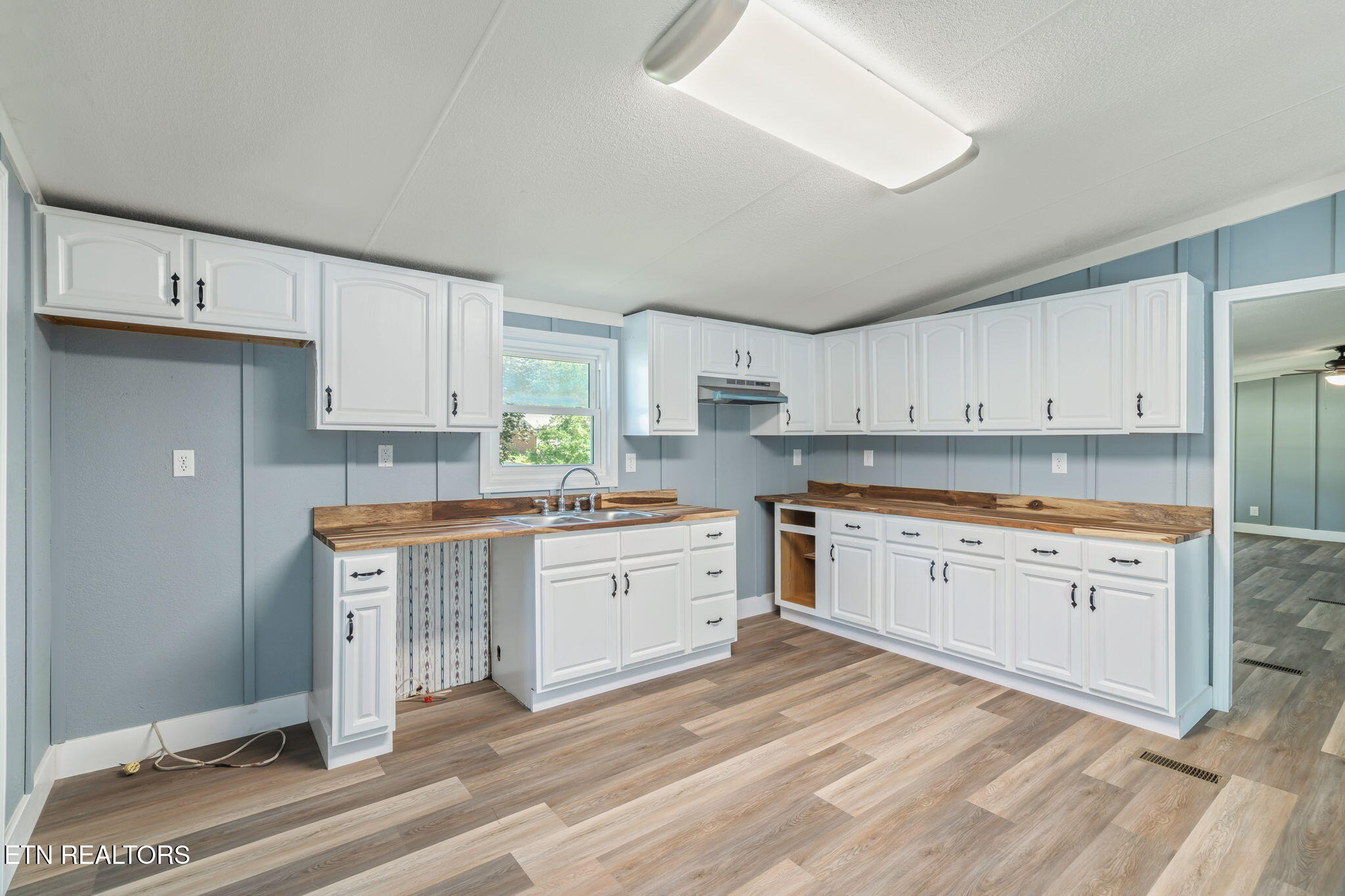 180 McCarty Road La Follette, TN 37766 - Photo 23 of 38 20-web-or-mls-180 McCarty Road-21