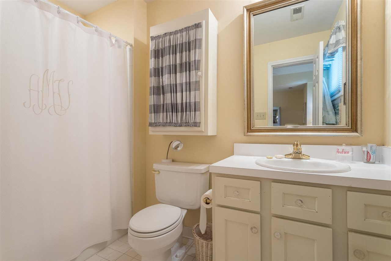 1066 Washington Street, Unit 101 Raleigh, NC 27605 - Photo 24 of 26 Photo 24