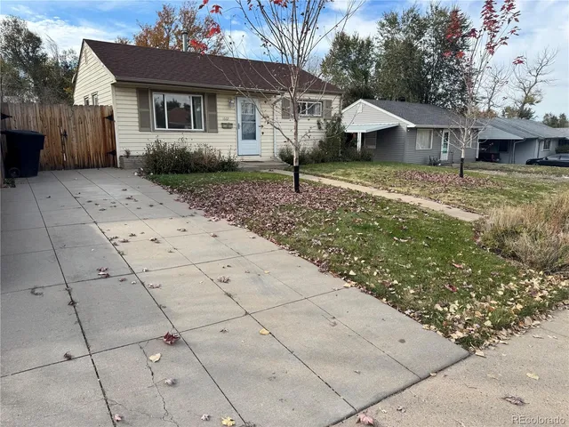 $1,900 | 1665 South Raritan Street, Denver, CO 80223