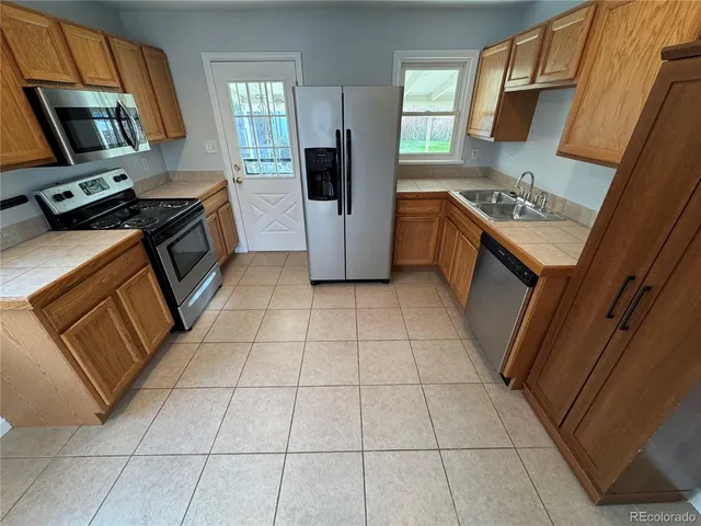 $1,900 | 1665 South Raritan Street, Denver, CO 80223