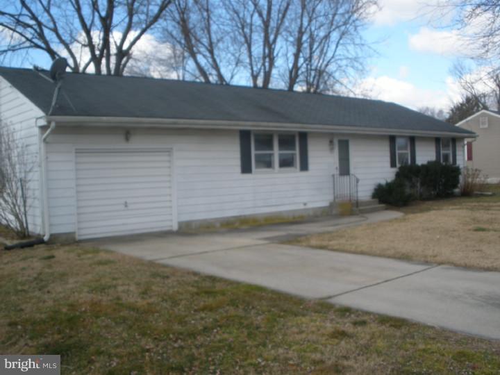 83 Harvard Road Pennsville, NJ 08070 - Photo 3 of 11