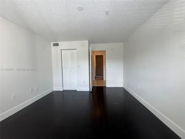 $2,650 | 4370 Northwest 107th Avenue, Unit 205, Doral, FL 33178