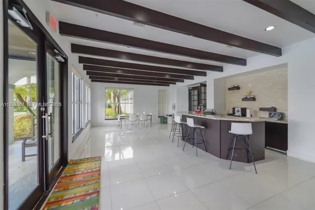 $2,600 | 4370 Northwest 107th Avenue, Unit 205, Doral, FL 33178