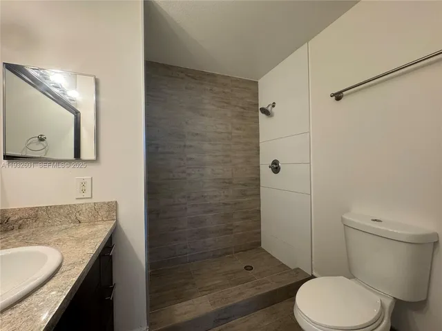 $2,650 | 4370 Northwest 107th Avenue, Unit 205, Doral, FL 33178