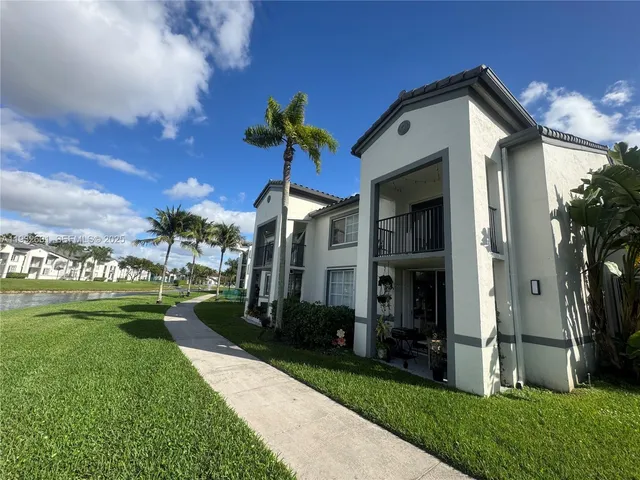 $2,650 | 4370 Northwest 107th Avenue, Unit 205, Doral, FL 33178