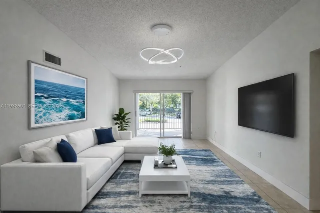 $2,600 | 4370 Northwest 107th Avenue, Unit 205, Doral, FL 33178