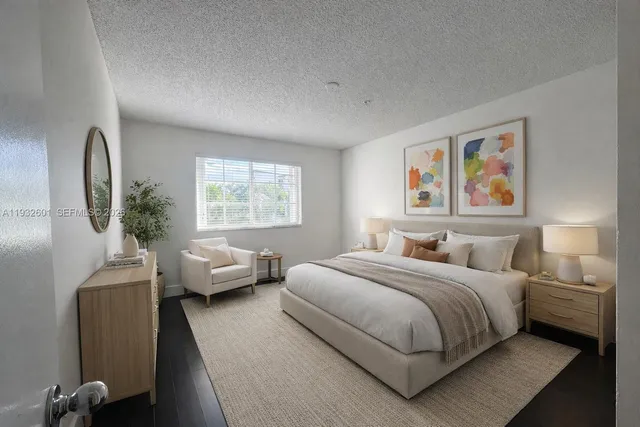 $2,600 | 4370 Northwest 107th Avenue, Unit 205, Doral, FL 33178