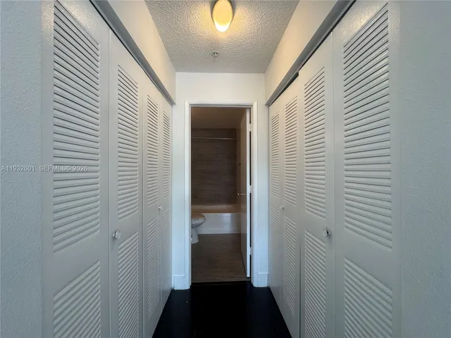 $2,600 | 4370 Northwest 107th Avenue, Unit 205, Doral, FL 33178