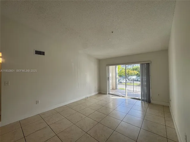 $2,650 | 4370 Northwest 107th Avenue, Unit 205, Doral, FL 33178