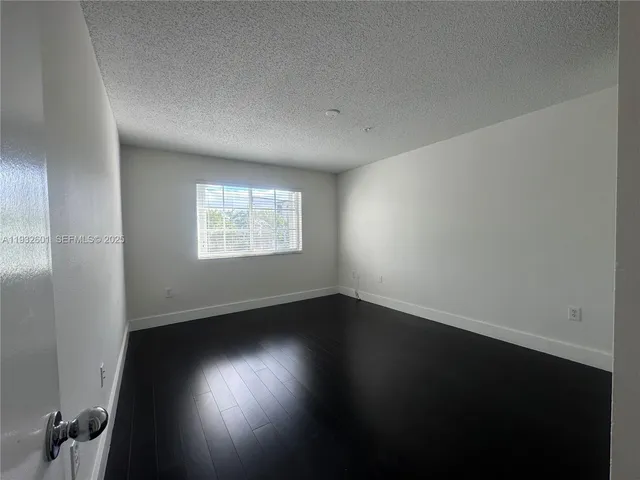 $2,650 | 4370 Northwest 107th Avenue, Unit 205, Doral, FL 33178