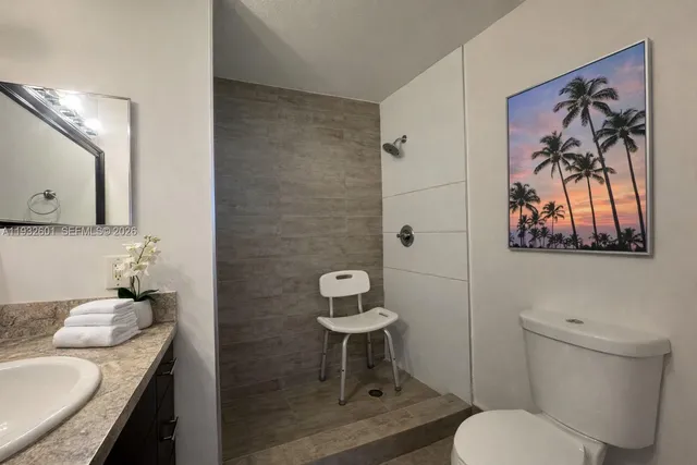 $2,600 | 4370 Northwest 107th Avenue, Unit 205, Doral, FL 33178