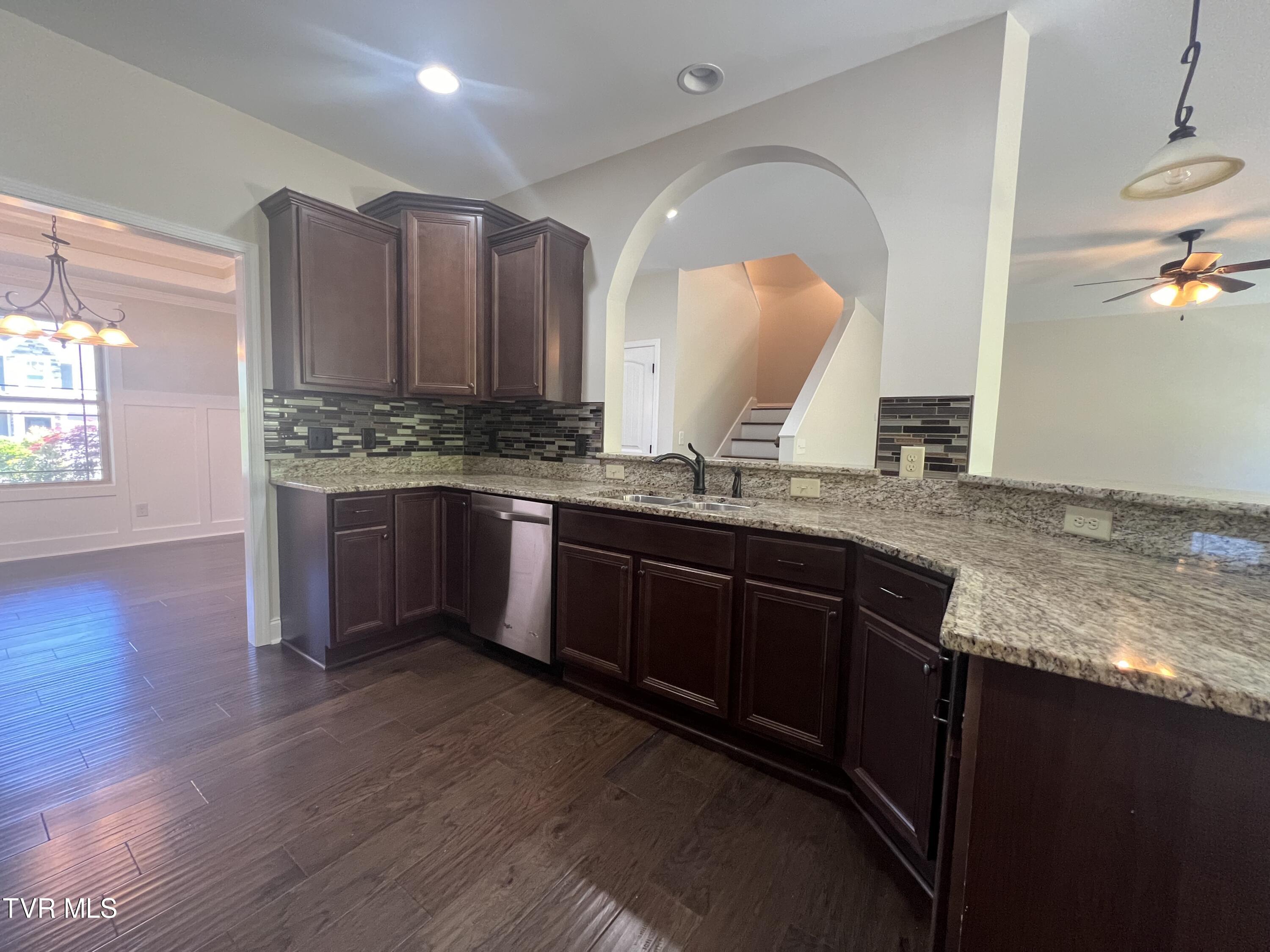 3116 London Road Kingsport, TN 37664 - Photo 22 of 52 IMG_8894