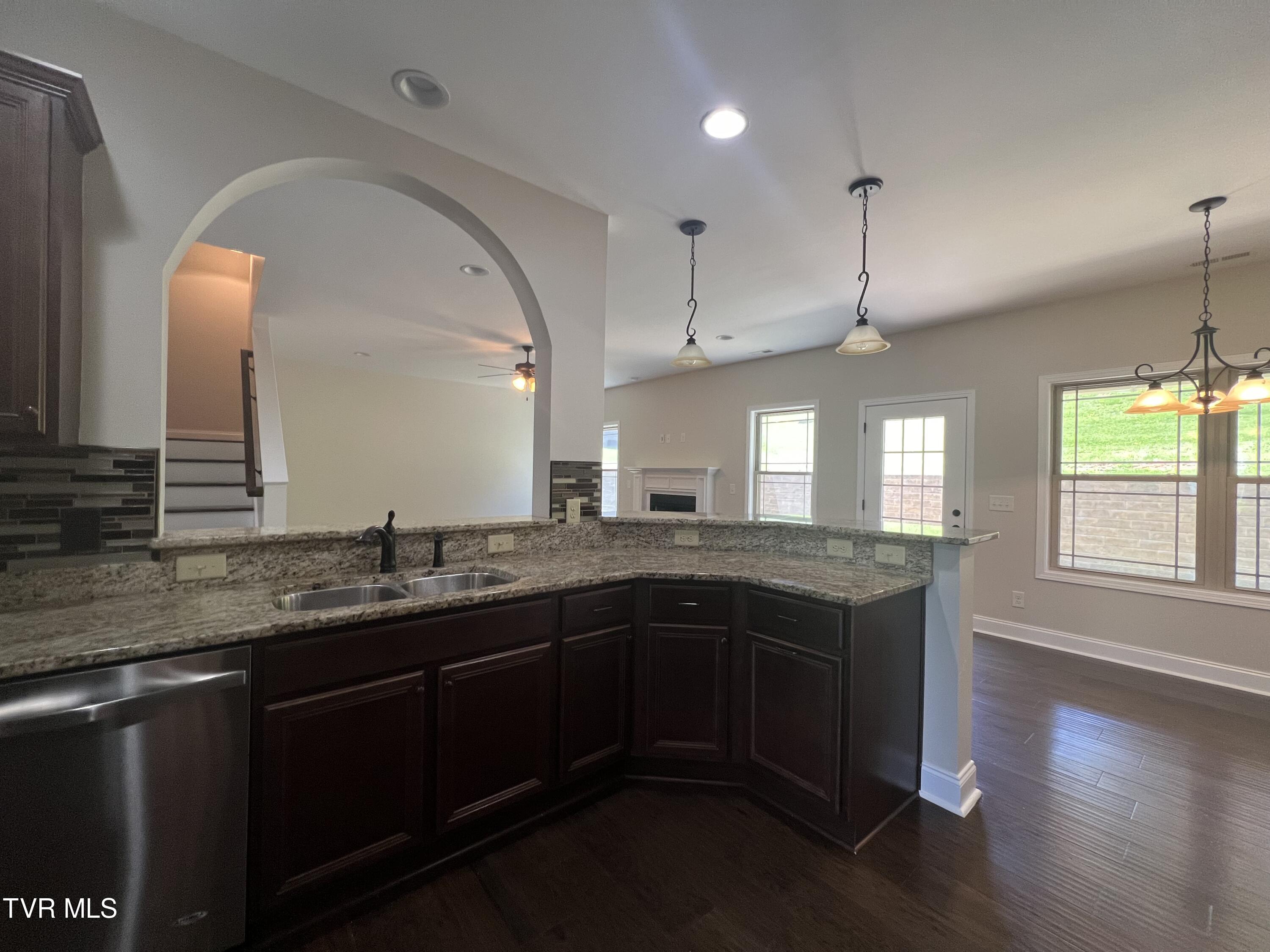 3116 London Road Kingsport, TN 37664 - Photo 23 of 52 IMG_8895