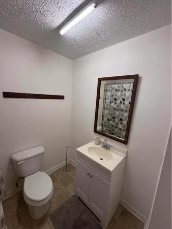 $1,200 | 5306 Pinetree Drive, Fort Pierce, FL 34982