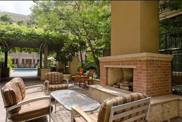 $2,200 | 1901 Post Oak Boulevard, Unit 3609, Houston, TX 77056