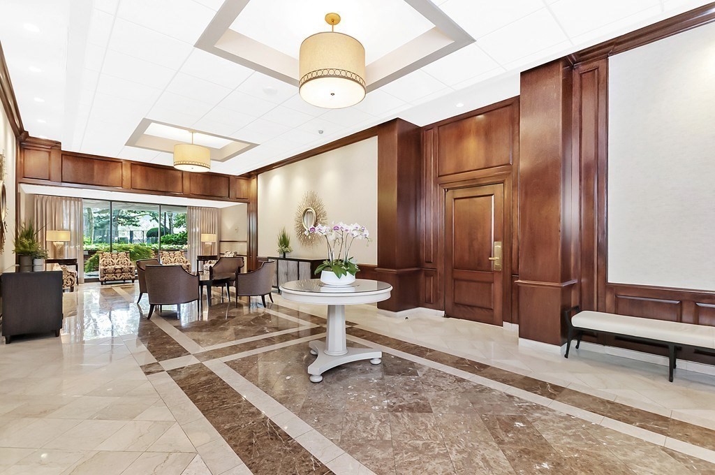 9 Hawthorne Place, Unit 9K Boston, MA 02114 - Photo 11 of 11