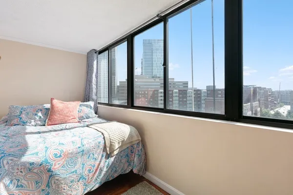 $2,950 | 9 Hawthorne Place, Unit 9K, Boston, MA 02114