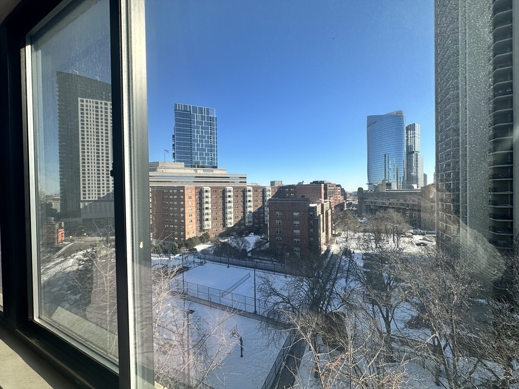 9 Hawthorne Place, Unit 9K Boston, MA 02114 - Photo 5 of 11