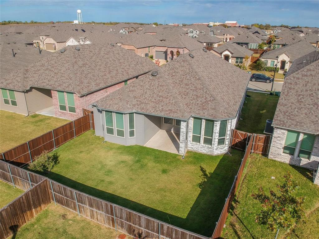 1113 Sheldon Drive Anna, TX 75409 - Photo 34 of 35 an aerial view of a house with swimming pool