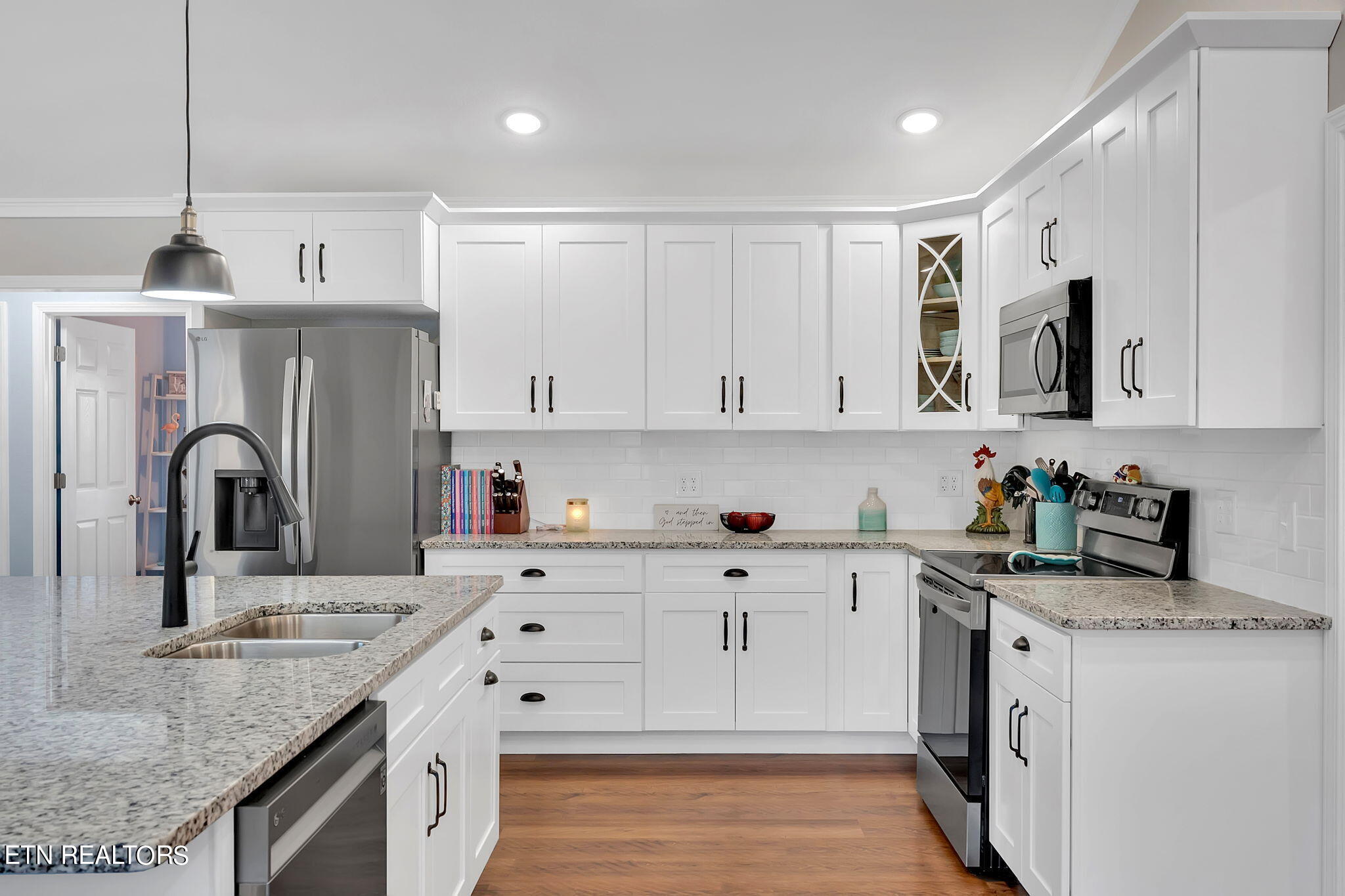 5190 Baileyton Road Greeneville, TN 37745 - Photo 3 of 58 58-web-or-mls-DSC05548