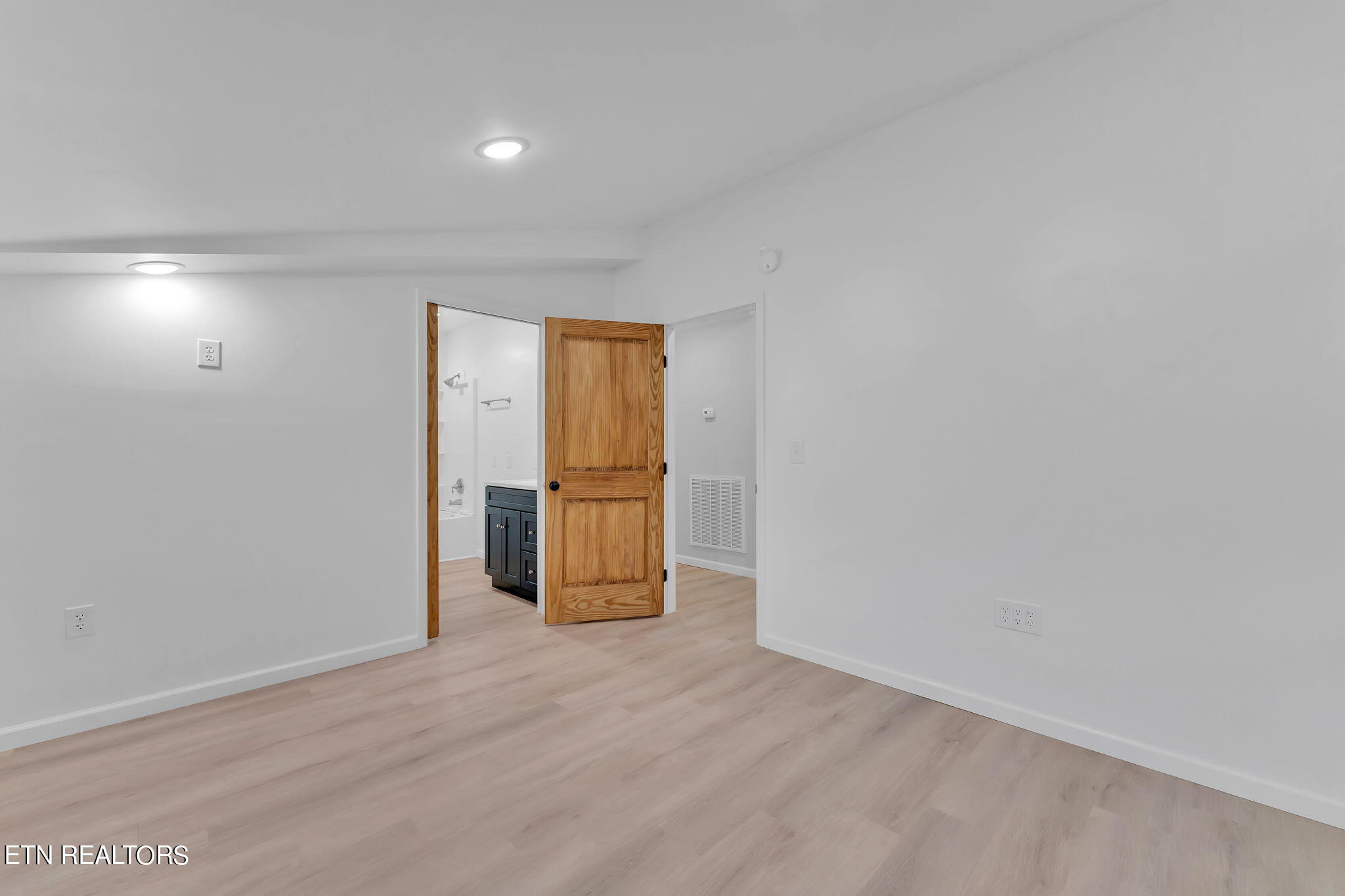 5190 Baileyton Road Greeneville, TN 37745 - Photo 48 of 58 Bedroom 1