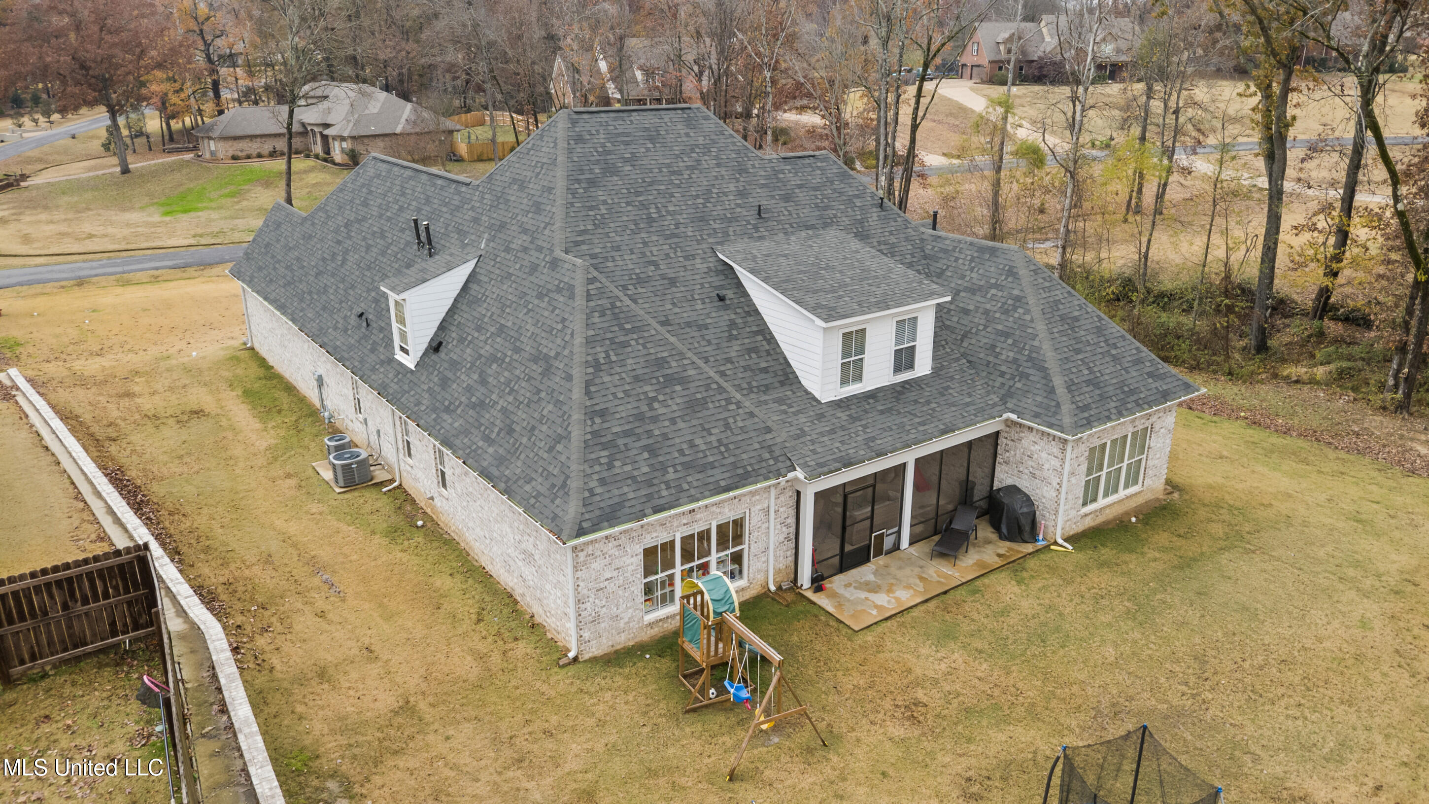 1394 Stone Gate Drive Hernando, MS 38632 - Photo 40 of 41 40_dji_0046_print