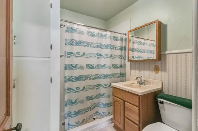 $159,900 | 133 South Albert Avenue, Reedsburg, WI 53959