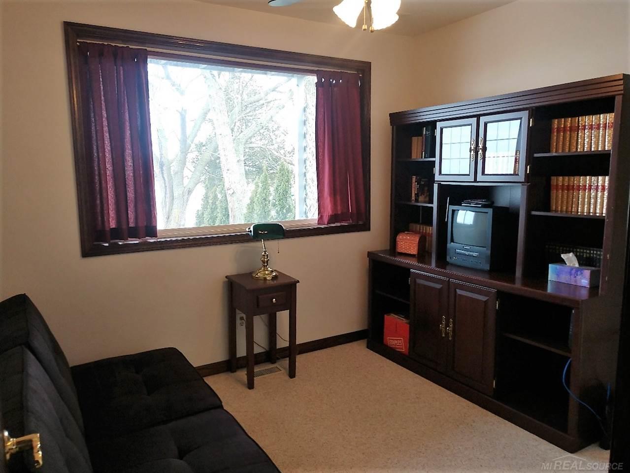 4604 Lakeshore Road Deckerville, MI 48427 - Photo 32 of 44 Main floor BR/den