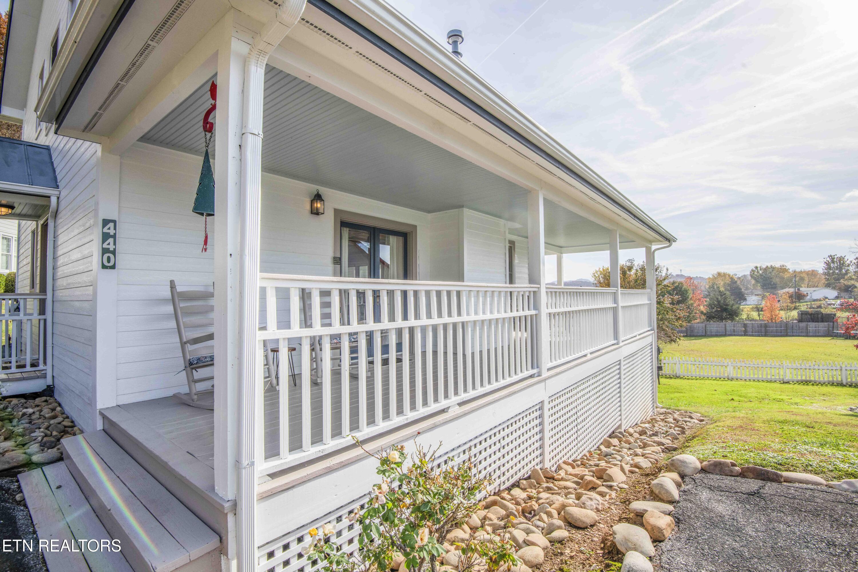 440 Country Path Way, Unit 2513 Sevierville, TN 37862 - Photo 2 of 32 Porch 1