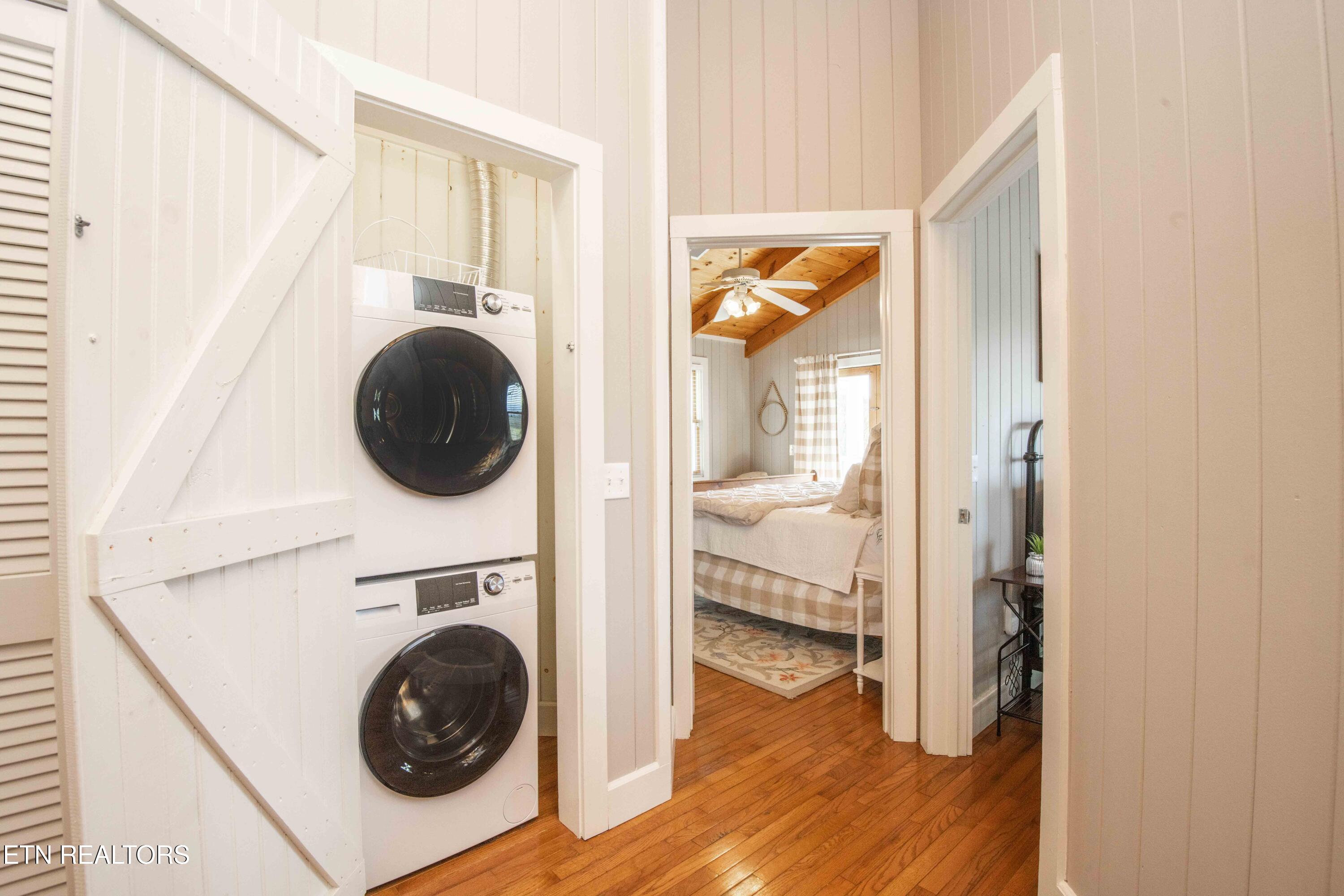 440 Country Path Way, Unit 2513 Sevierville, TN 37862 - Photo 21 of 32 Laundry