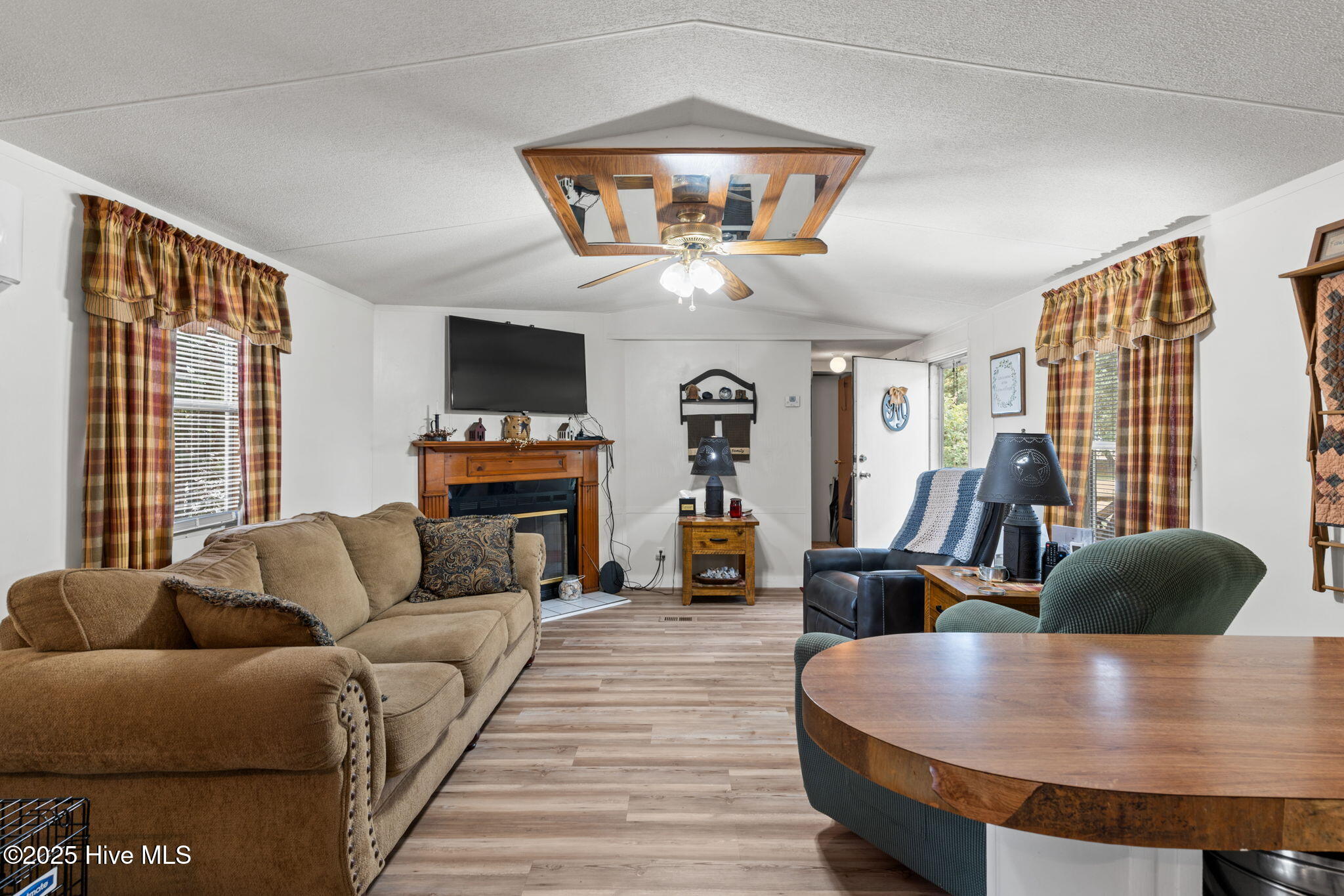 1757 Oxpen Road Southwest Supply, NC 28462 - Photo 6 of 33 16-web-or-mls-CAMMediaLLC.com (22 of 38)