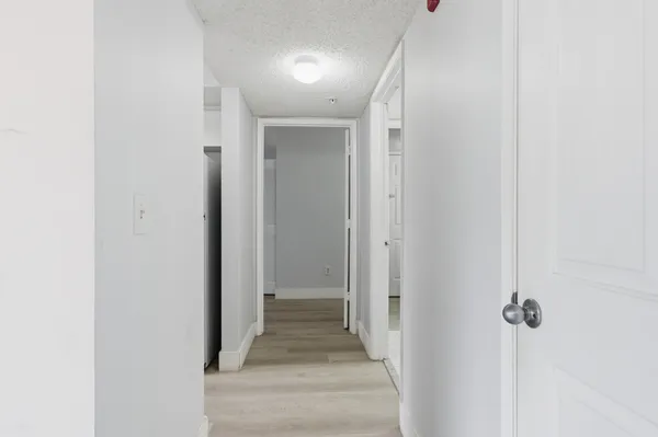 $1,800 | Undisclosed Address, Davie, FL 33328