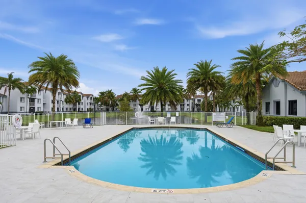 $1,800 | Undisclosed Address, Davie, FL 33328