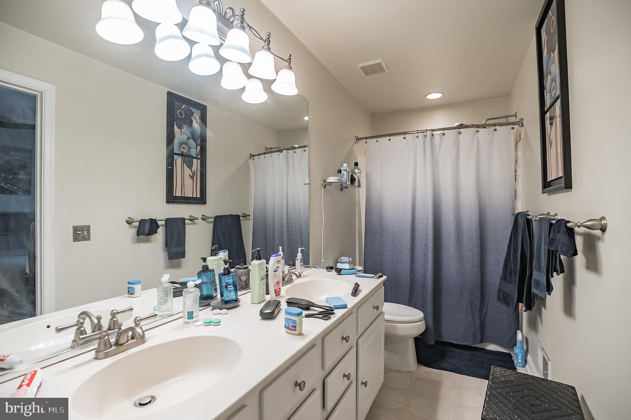 16 Weatherly Road Delran, NJ 08075 - Photo 19 of 31