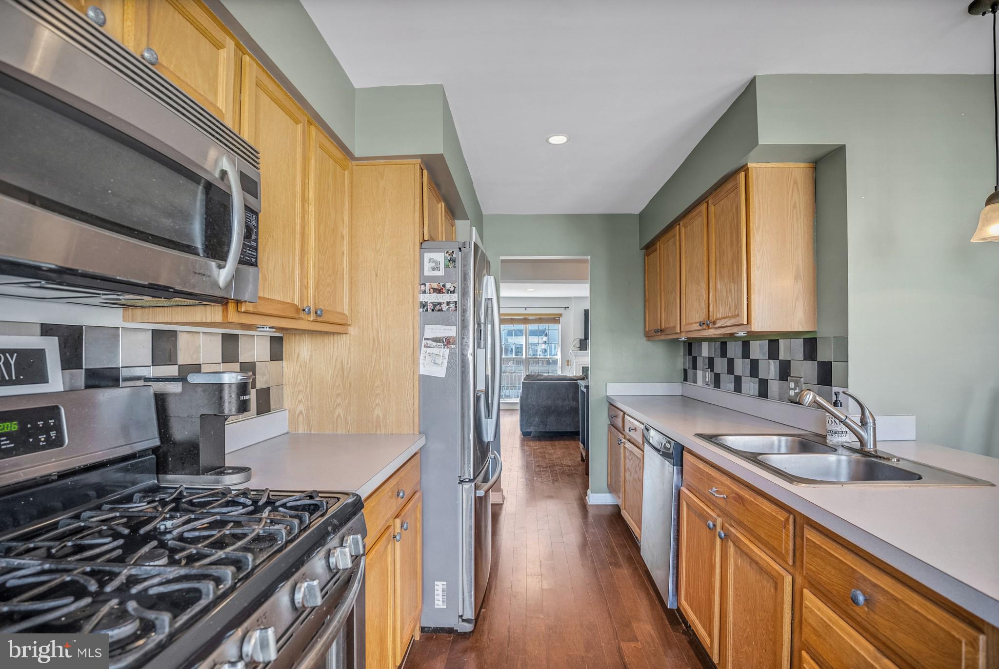 16 Weatherly Road Delran, NJ 08075 - Photo 3 of 31