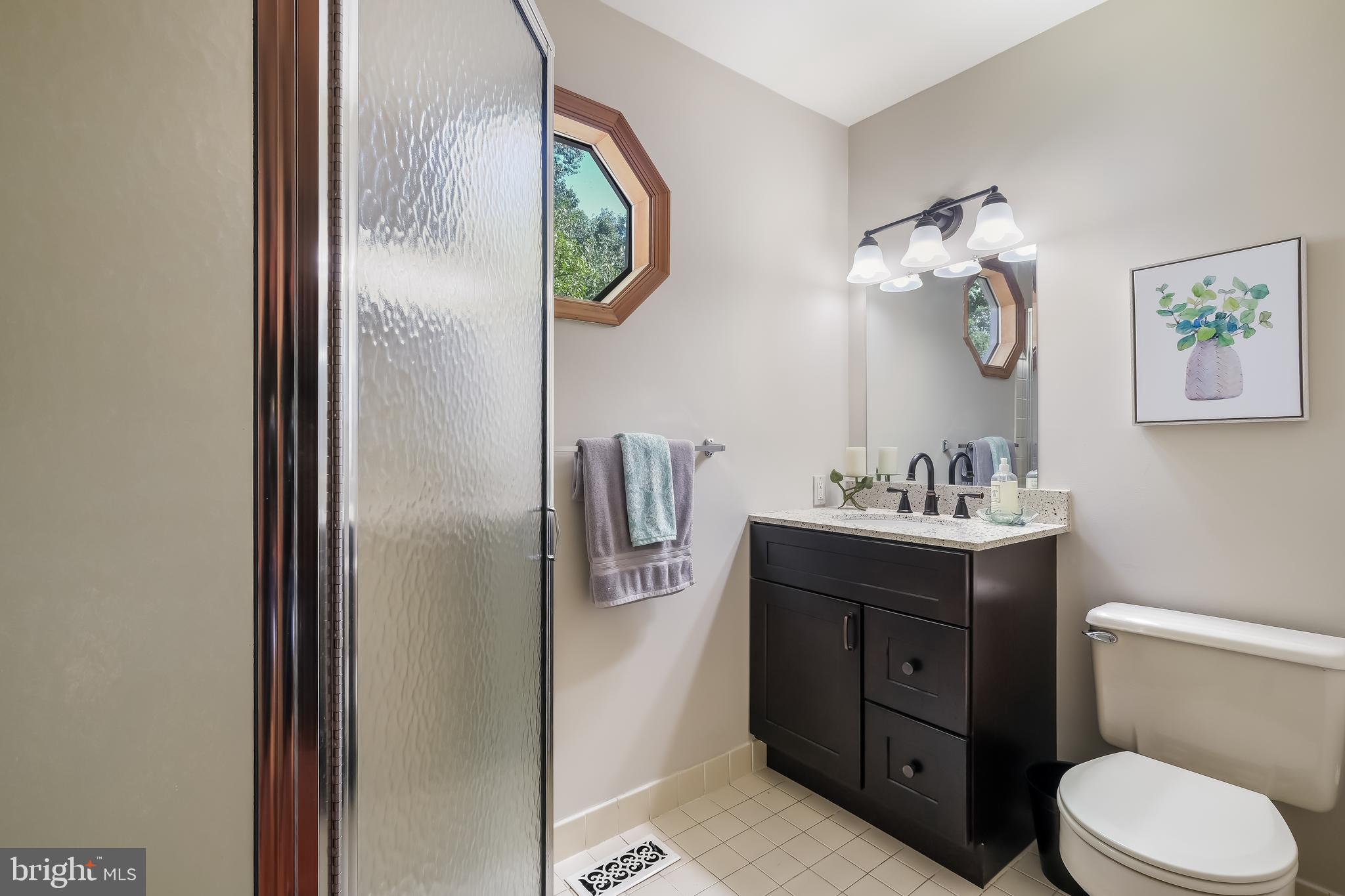 2292 Sand Trap Road Jamison, PA 18929 - Photo 12 of 35 First Floor Full Bath