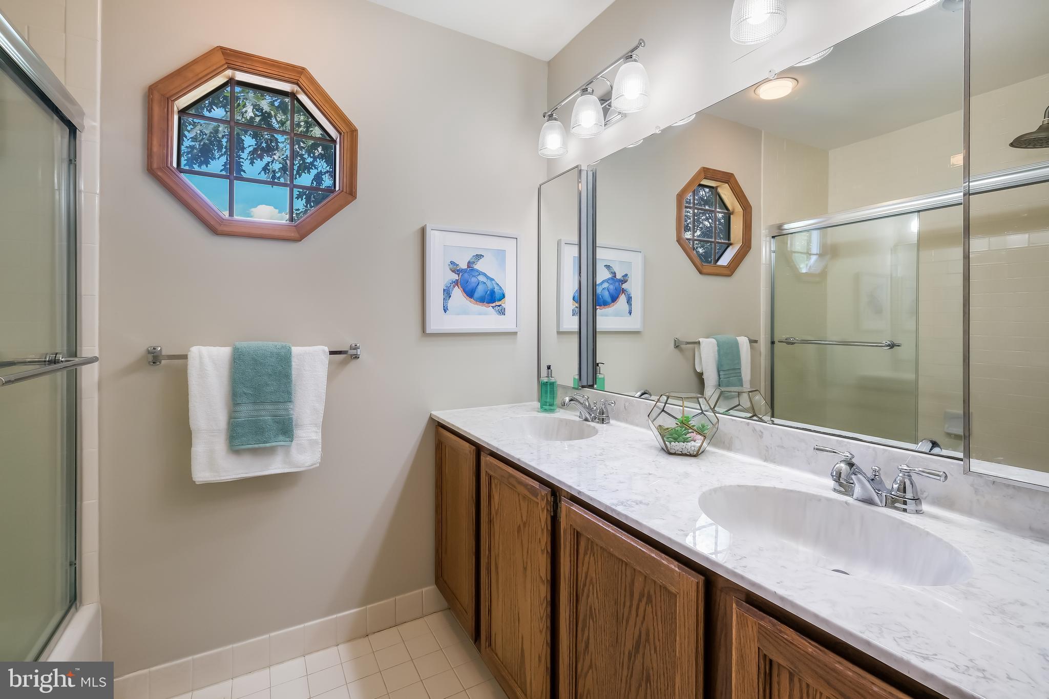 2292 Sand Trap Road Jamison, PA 18929 - Photo 22 of 35 Hallway Bathroom
