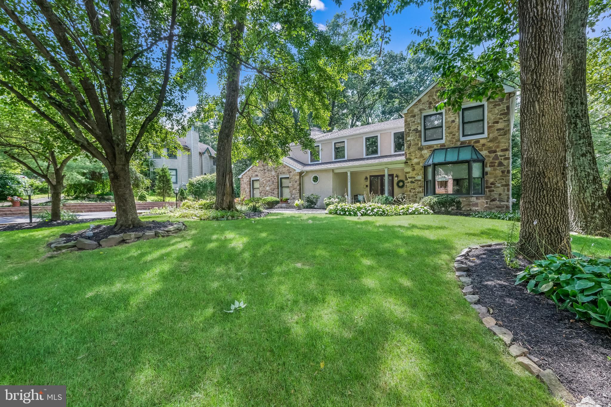 2292 Sand Trap Road Jamison, PA 18929 - Photo 25 of 35 Beautiful Landscaping